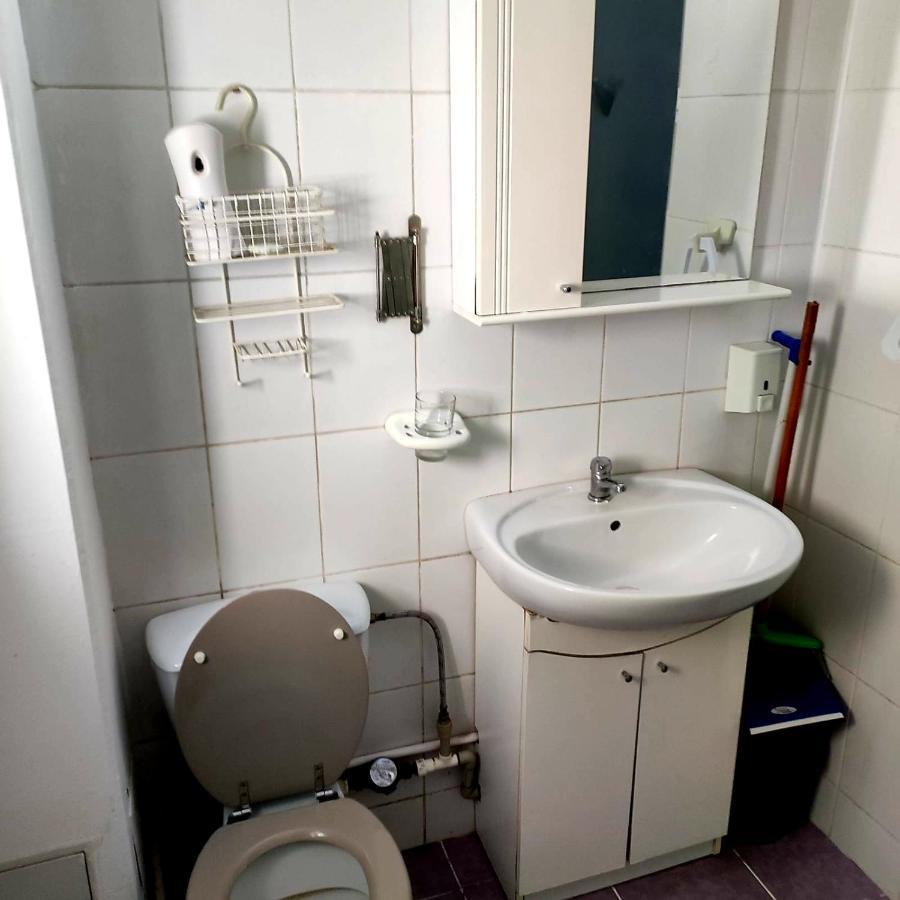 Appartamento Garsoniera Centrul Bucurestiului Esterno foto